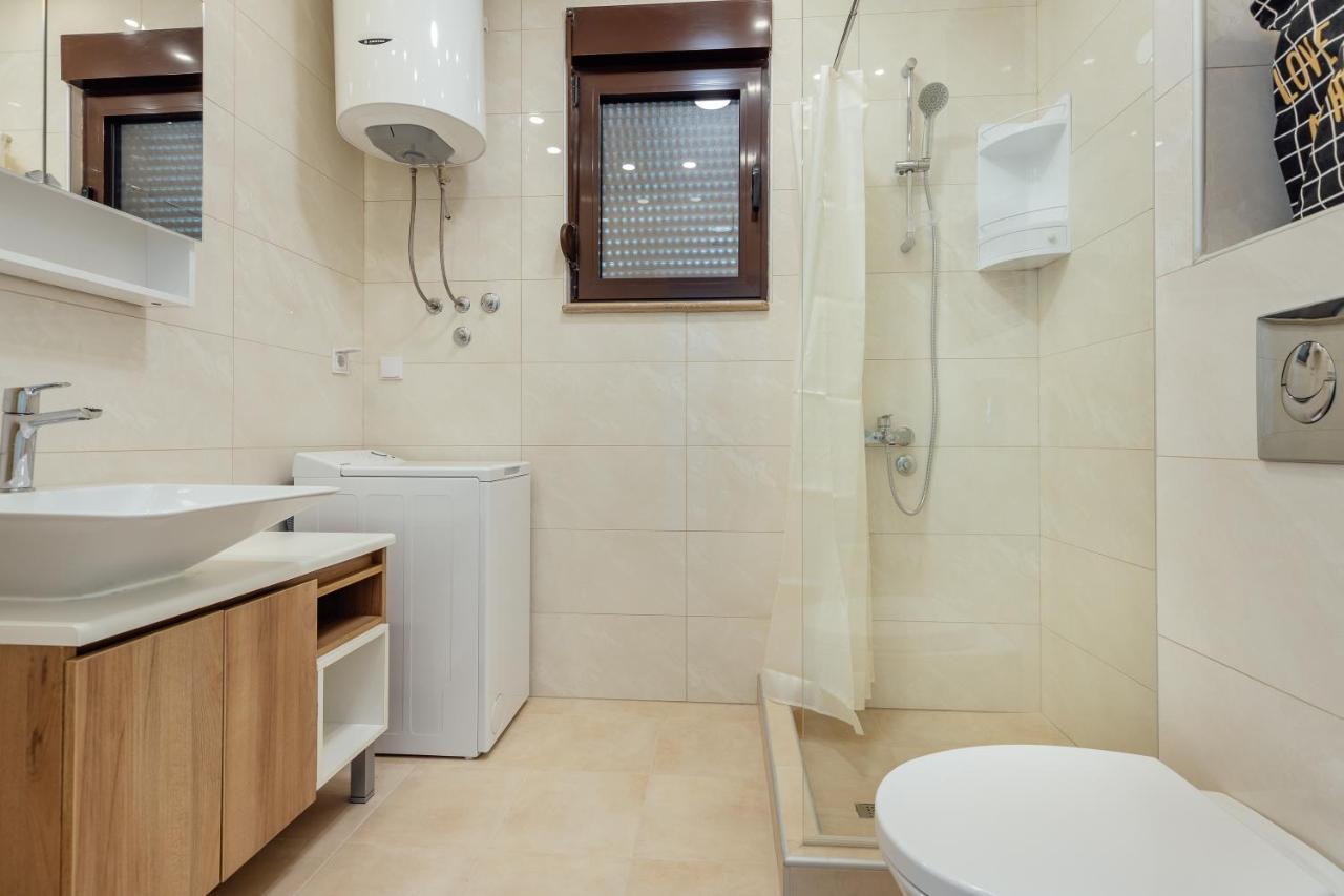 Green Valley Apartments Херцег Нови Екстериор снимка