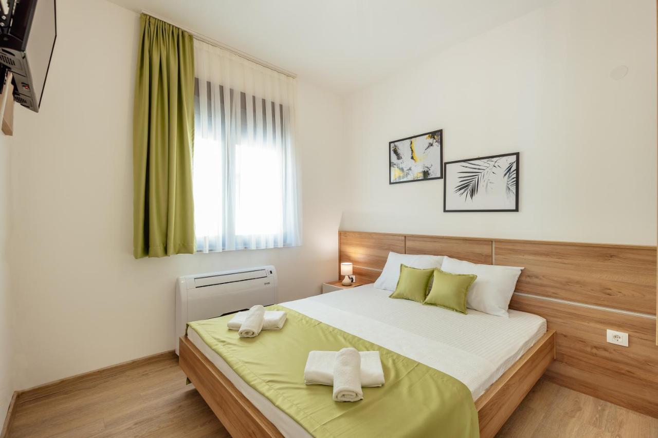 Green Valley Apartments Херцег Нови Екстериор снимка