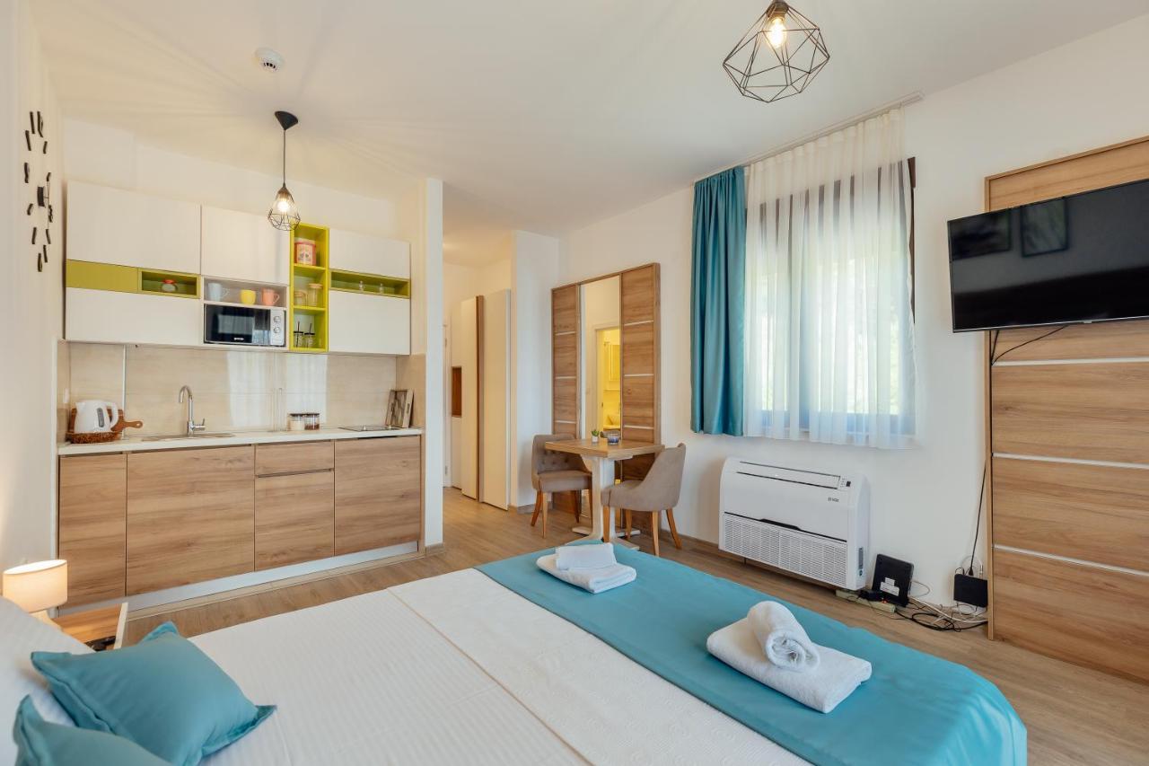 Green Valley Apartments Херцег Нови Екстериор снимка