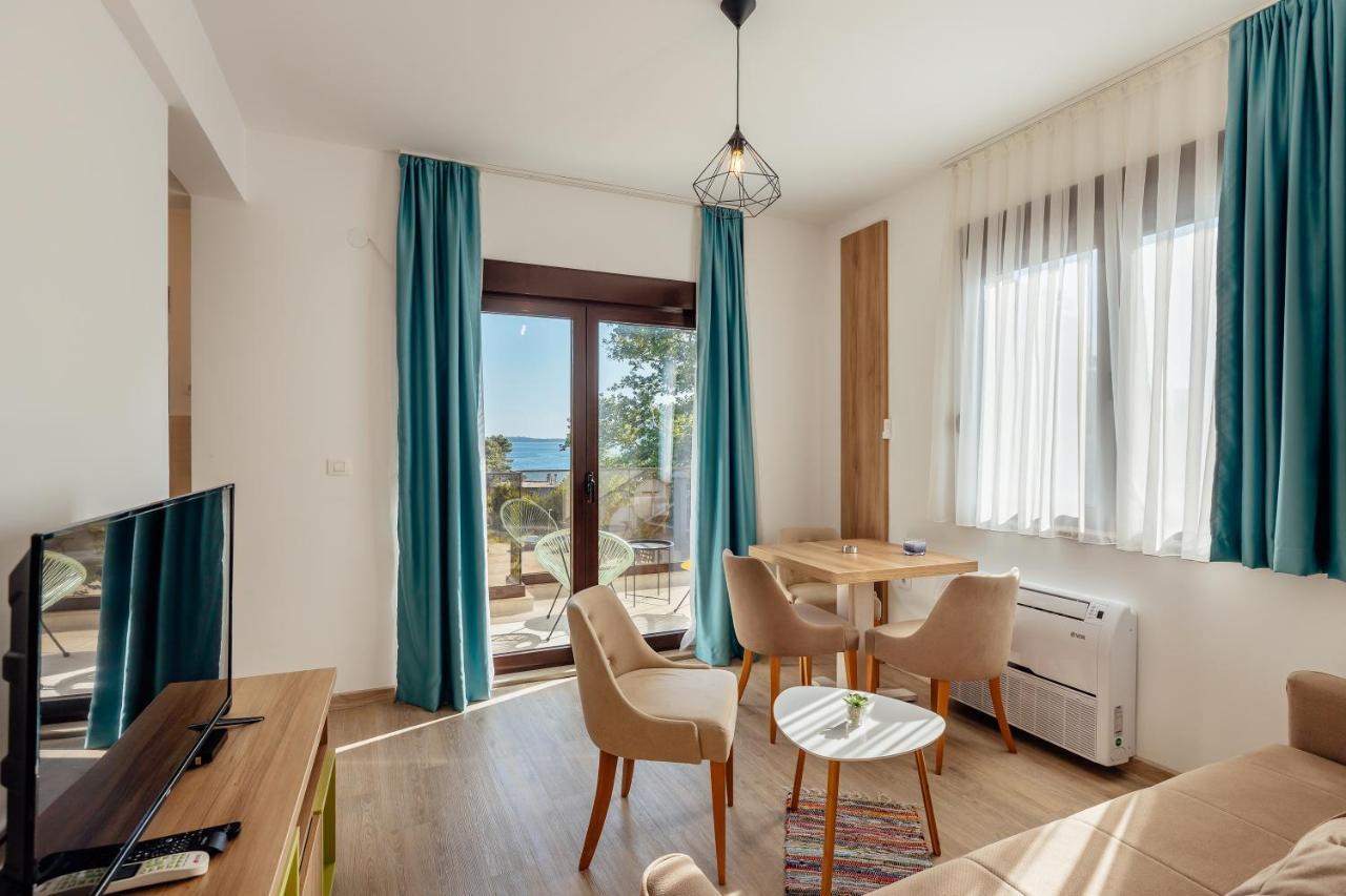 Green Valley Apartments Херцег Нови Екстериор снимка