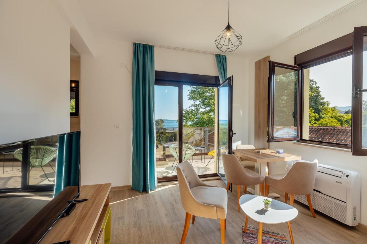 Green Valley Apartments Херцег Нови Екстериор снимка